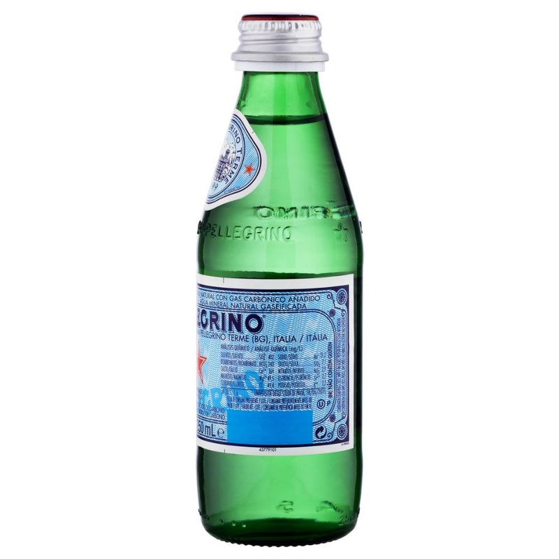 agua-mineral-natural-com-gas-s-pellegrino-garrafa-250ml