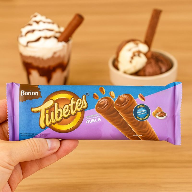 rolinhos-de-wafer-recheio-creme-de-avela-com-cacau-cobertura-chocolate-ao-leite-barion-tubetes-80g-7896018242326-1
